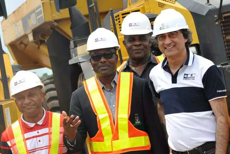 L-R: Engr. Mrs Osarieme Osakue, Federal Ministry of Power, Works and Housing; Engr. Godwin Eke, Federal Controller of Works, Lagos; Chief Mike Ajayi, GM, Western Port; Engr. Ndubuisi Nwankwo, AGMC Port (mta); and Ashif Juma, MD/CEO, AG-Dangote Construction company during inspection of AG – Dangote concrete road construction at Itori – Ibese Road, Ogun State by Nigeria Port Authority and Federal Ministry of Works - See more at: http://www.naijaconcord.com.ng/2016/05/hope-rises-for-failed-wharf-apapa-road-as-stake-holders-recommend-concrete-pavement-to-fix-it.html#sthash.cIe71kn8.dpuf