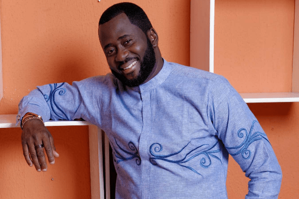 Desmond Elliot