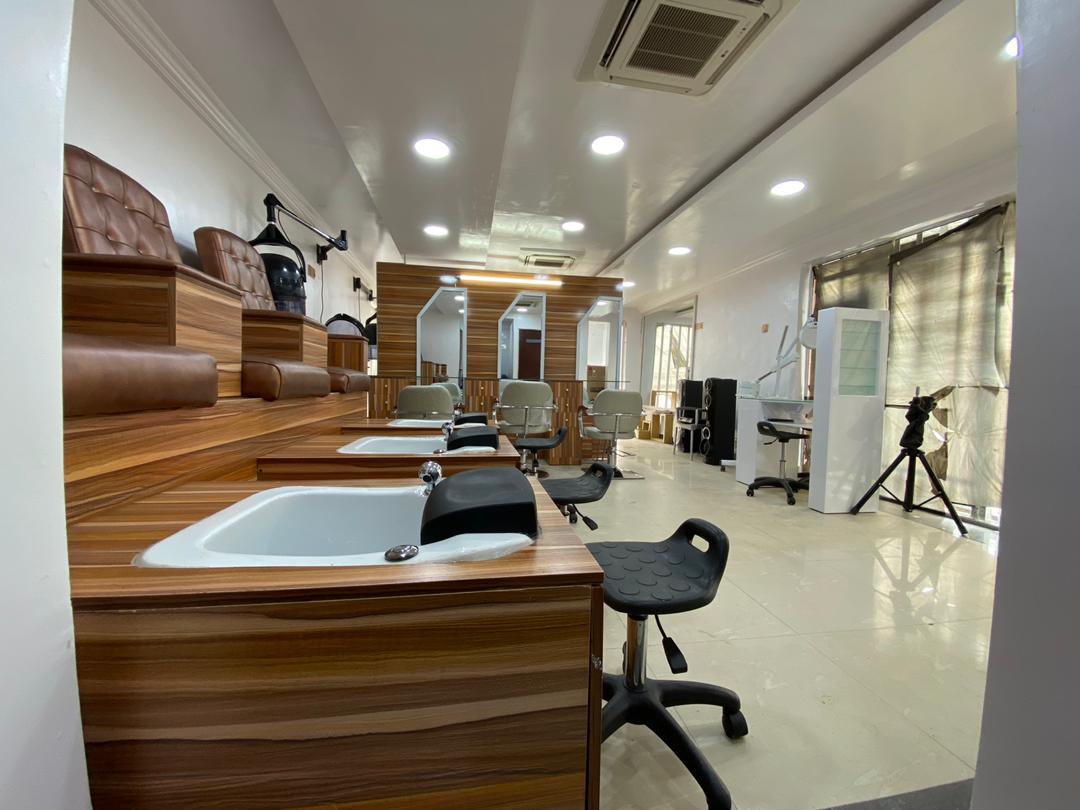 King Olaide Raises Bar with The Royal Unisex Salon and Spa